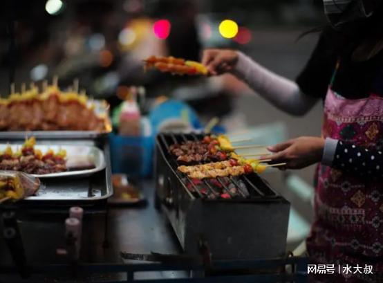 浩瀚体育平台这“3种”食物不要买家里有也不要吃了内行人直言：没病找病(图2)